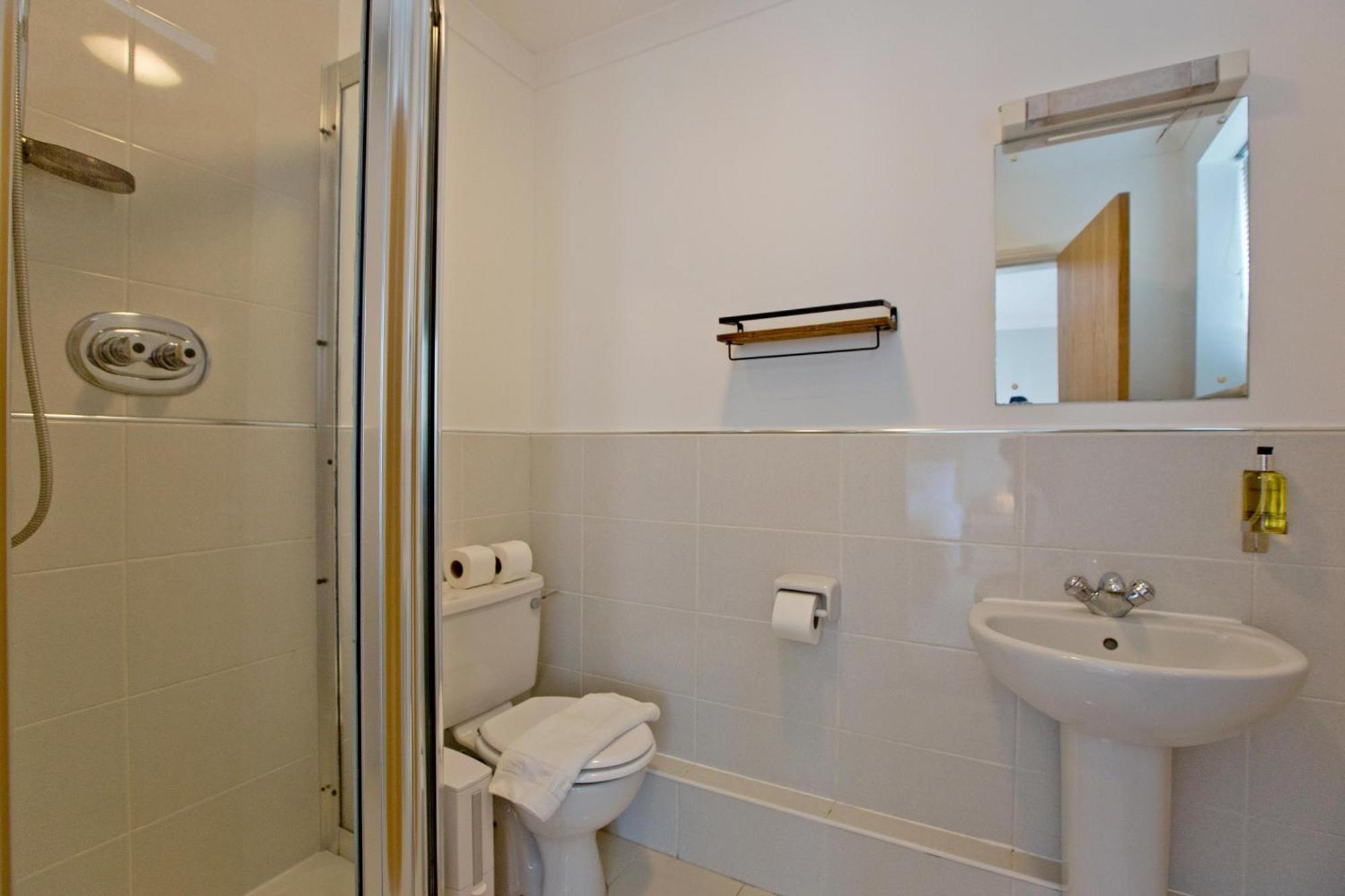 Imperial Onedin Point-Tower Hill Apartment Londra Esterno foto
