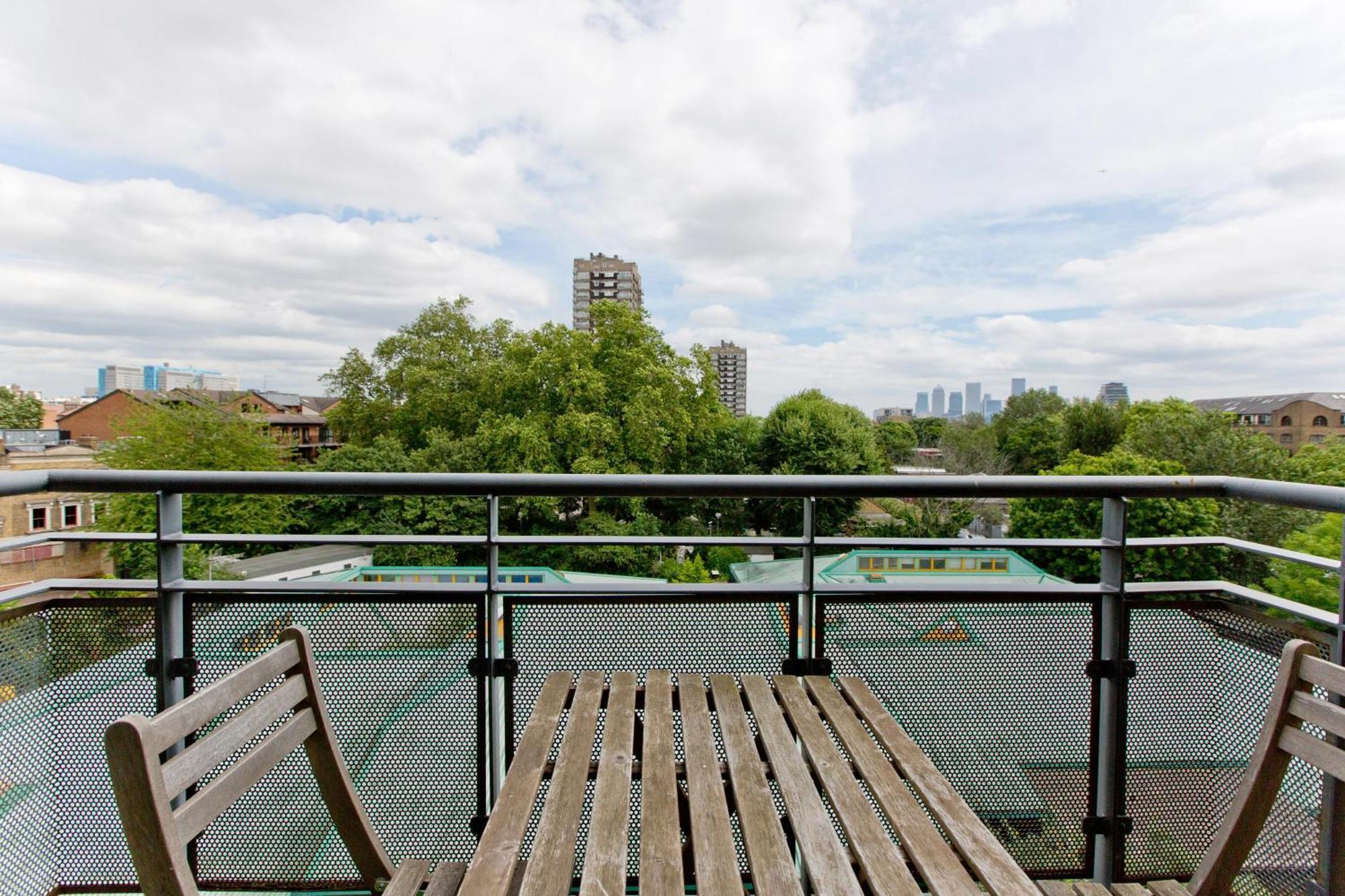 Imperial Onedin Point-Tower Hill Apartment Londra Esterno foto